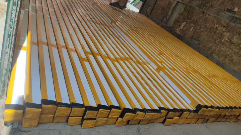 Уголок маяк